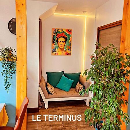 Le Terminus Hotel L'Arbresle Exterior photo